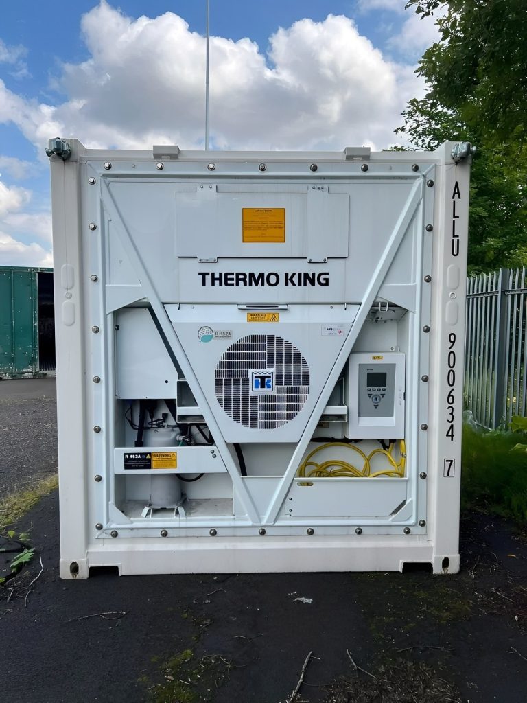 Contenedor refrigerado (reefer) de 10 pies — Thermo King Cold almacén compacto, vista exterior