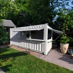Contenedor barra de 20 pies — módulo de concesión con cuarto frío llave en mano, vista exterior