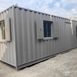 ModiBox de acero oficina caseta de 30 × 8 pies — conversión de contenedor antivandálica, vista exterior