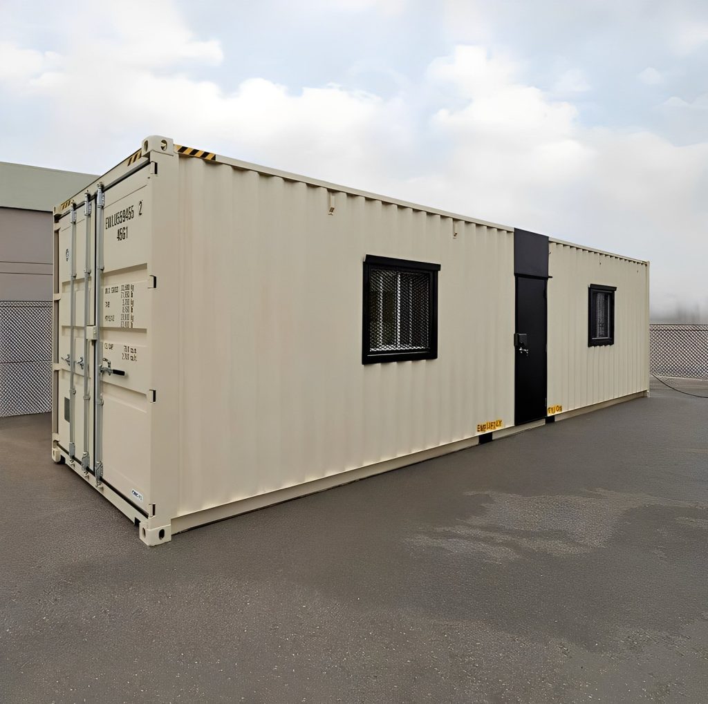 Caseta oficina contenedor de planta abierta de 35 pies — aislado y climatizado espacio de trabajo, vista exterior