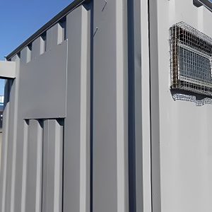 2+1 módulo de baños de 12 × 9 pies — caseta de baños portátil de tres cubículos, vista exterior