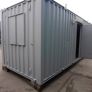 Caseta de oficina y comedor antivandálica de 20 × 8 pies — reacondicionado con fregadero y calentador, vista exterior