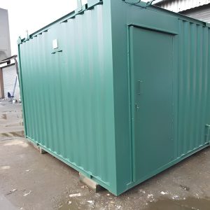 2+1 módulo de baños de 12 × 9 pies — de acero baño caseta aislado, vista exterior