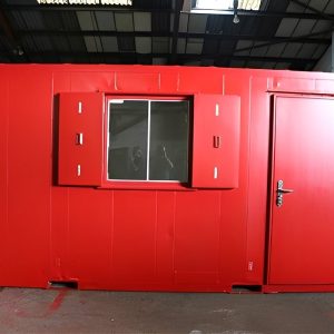 Oficina de obra con baño de 16 × 9 pies — caseta en Rojo Intenso antivandálica, vista exterior